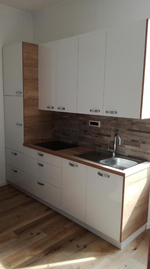 Apartmaji Apollonio 伊佐拉 外观 照片