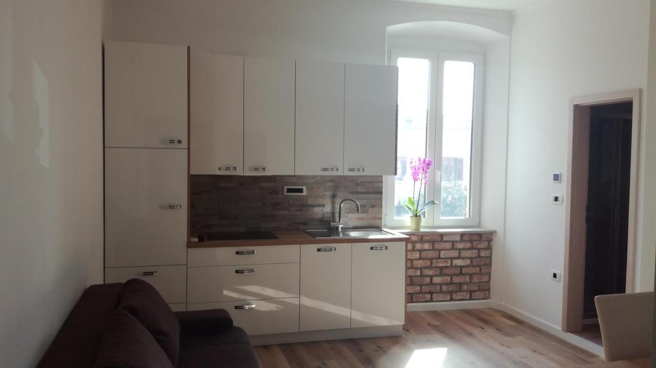 Apartmaji Apollonio 伊佐拉 外观 照片