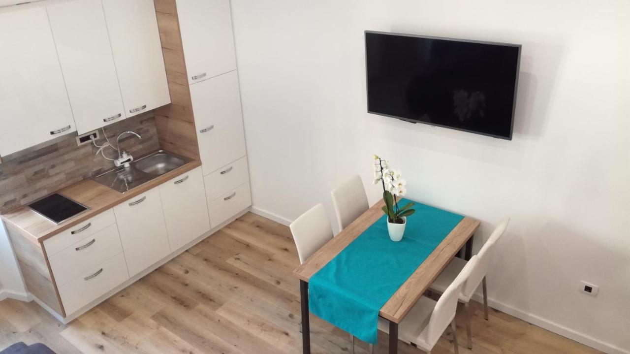 Apartmaji Apollonio 伊佐拉 外观 照片