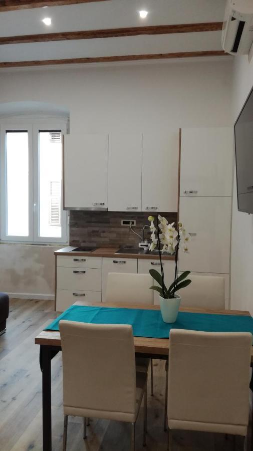 Apartmaji Apollonio 伊佐拉 外观 照片